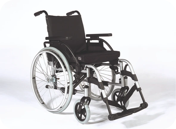 Breezy PariX² Leichtgewichtrollstuhl von Sunrise Medical 